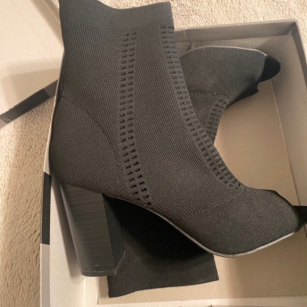 Heel booties